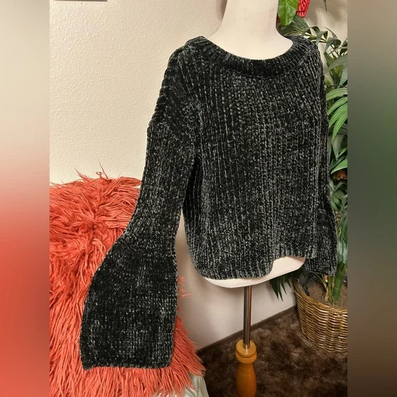 Express Size S Black Crew Neck Sweater with Bell Sleeves - Picture 4 of 14